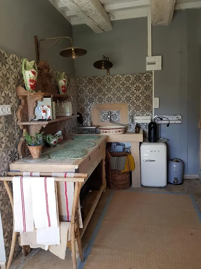 Holiday home Gite De St Clair Ville-sur-Jarnioux