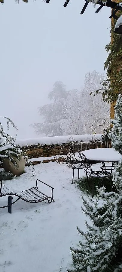 Holiday home Gite De St Clair Ville-sur-Jarnioux France