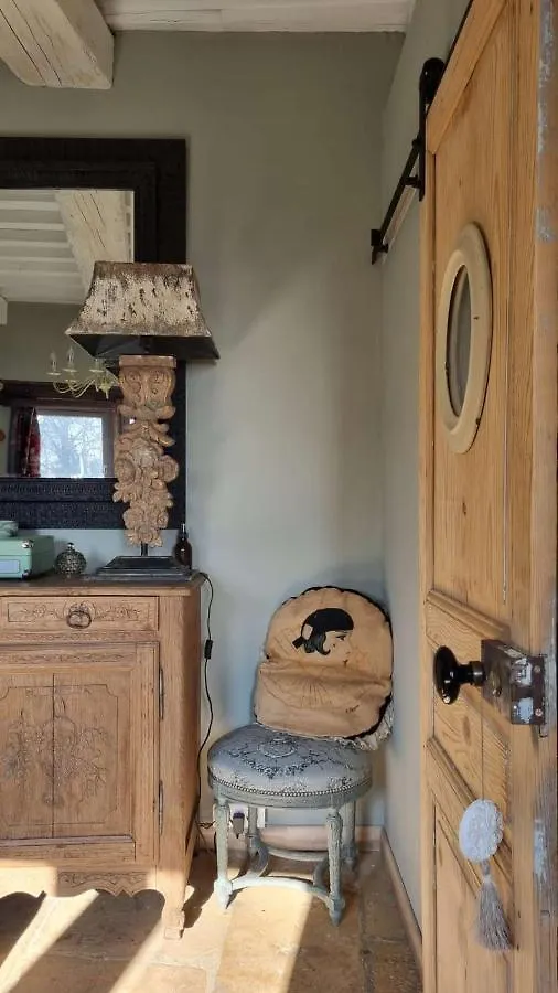 Gite De St Clair Ville-sur-Jarnioux France