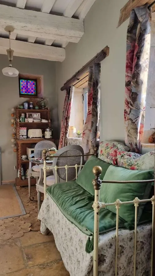 Gite De St Clair Ville-sur-Jarnioux Holiday home